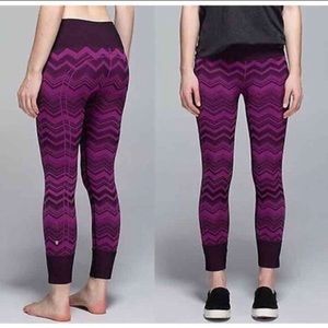 purple chevron Lululemon leggings